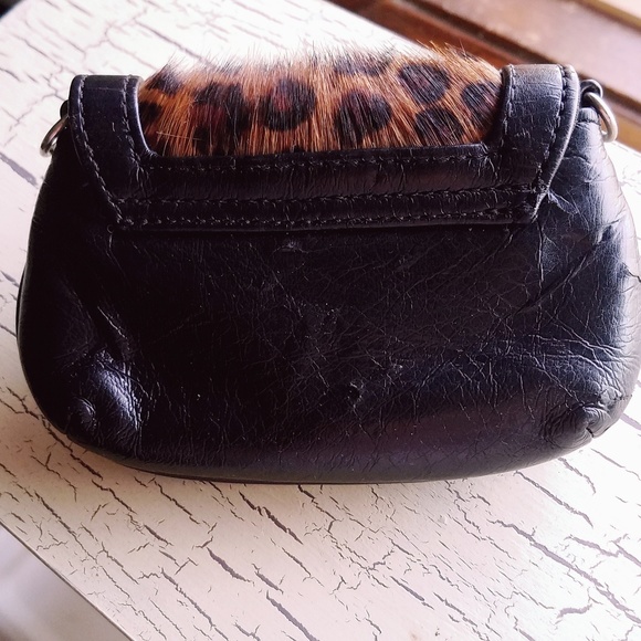 🎉FINAL PRICE DROP- Express Coin/ business card purse - Picture 2 of 3